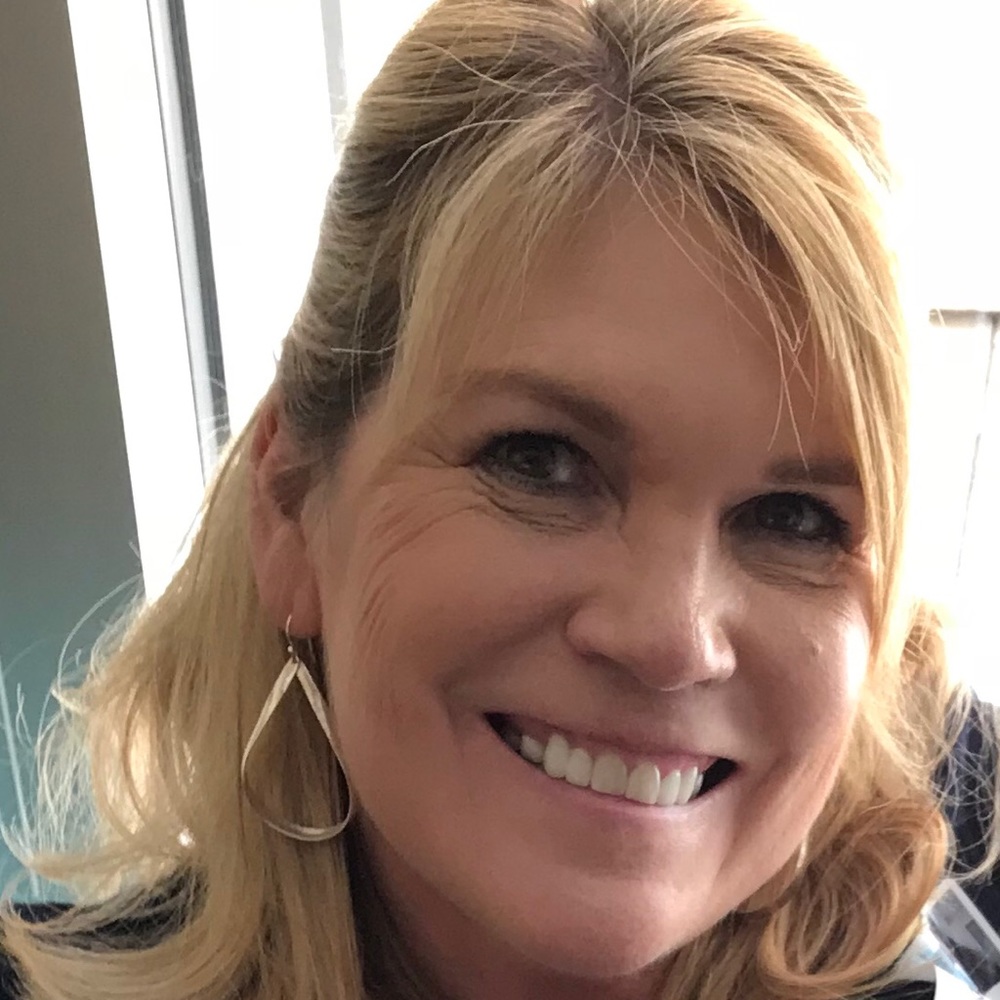 Meet your Posher, Kelli